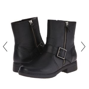 Clark brown leather boots